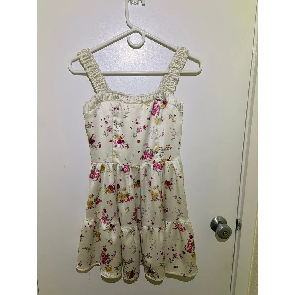 Forever 21 women’s floral short dress size small